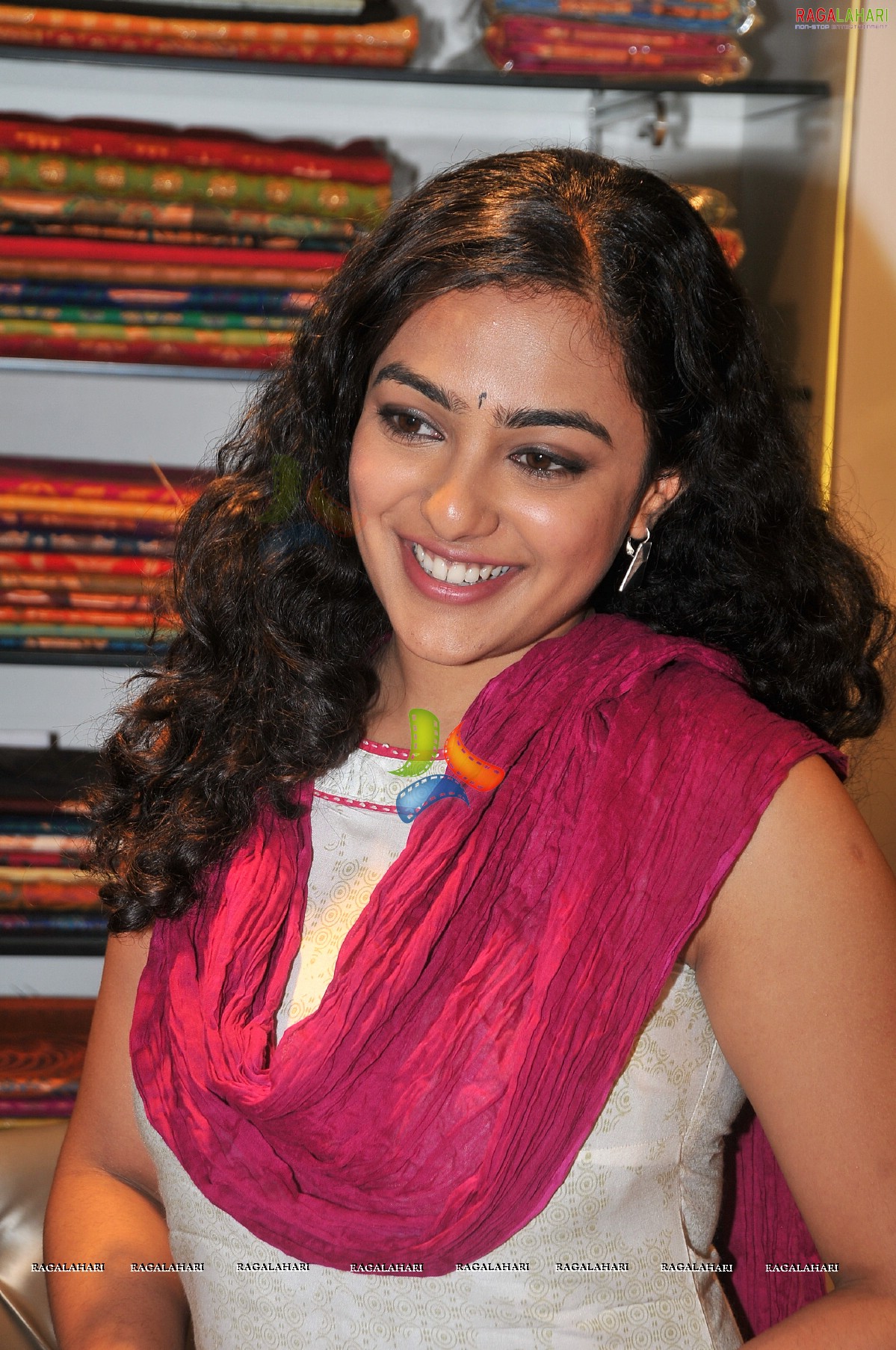 Nithya Menon at Designer Studio Mandir Launch, Hyderabad, Photo Gallery