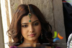 Samantha Eega Stills