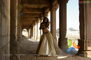 Samantha Eega Stills