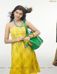 Samantha Yellow Frock Pics