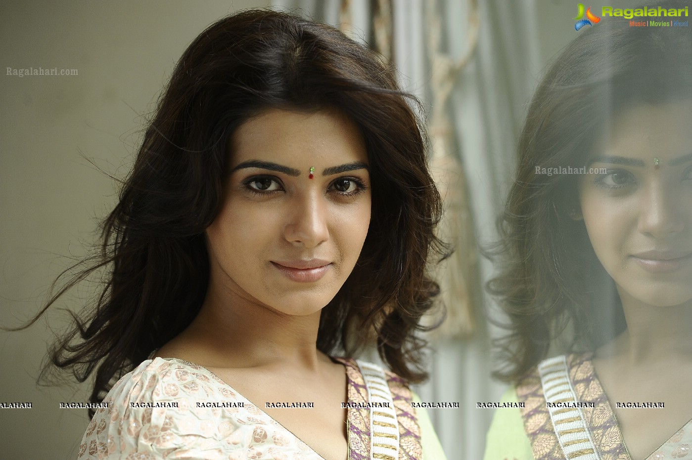 Samantha (Posters)