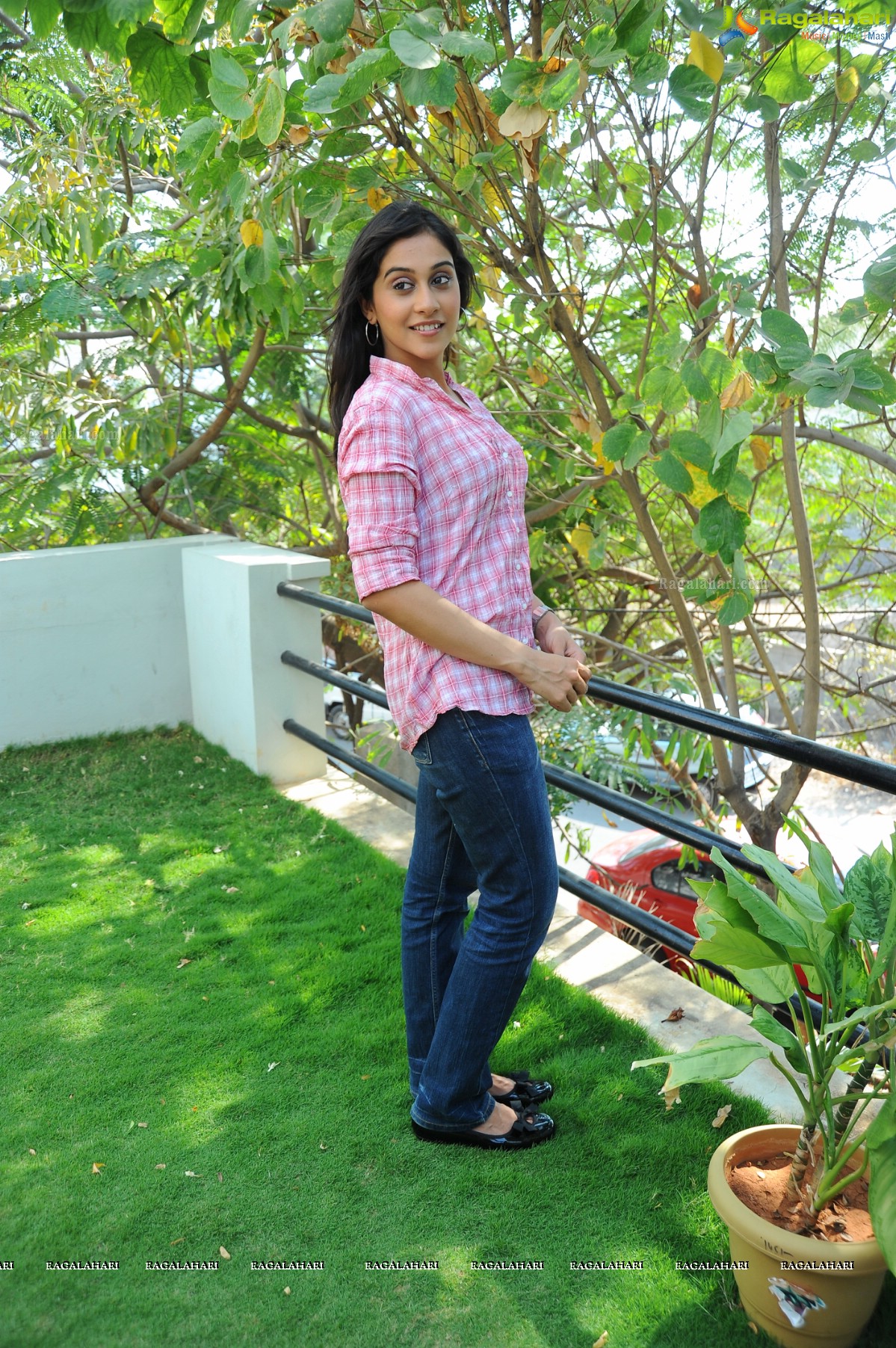 Regina Cassandra at SMS Success Meet