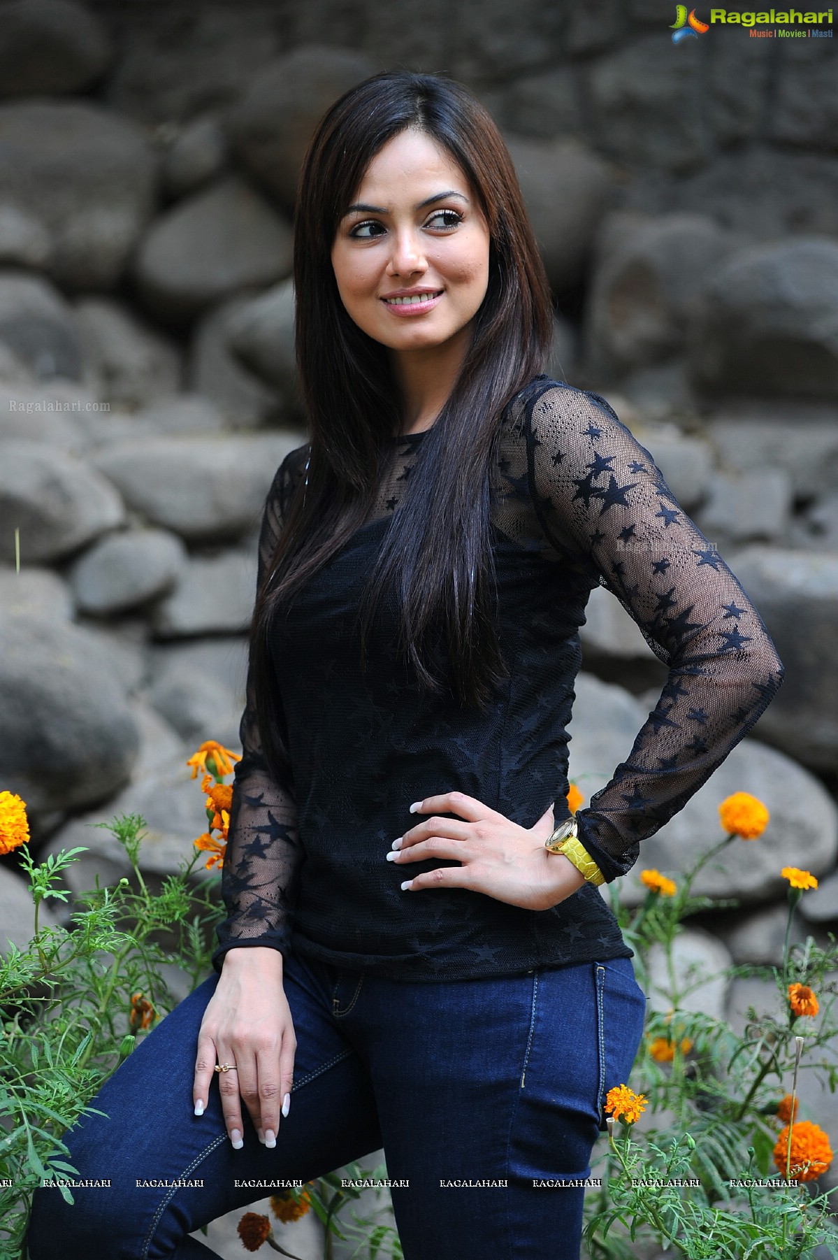 Sana Khan (Hi-Res)