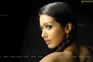 Catherine Tresa HD Glam Photos