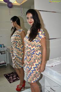 Nikitha Narayan at Naturals Spa