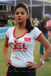 Priyamani at Celebrity Cricket League 2013