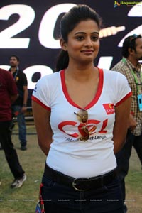 Priyamani at Celebrity Cricket League 2013