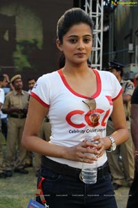 Priyamani at Celebrity Cricket League 2013