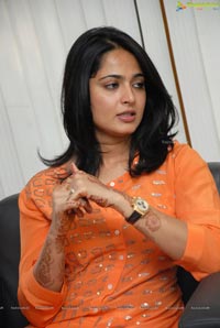 Rudrama Devi Anushka