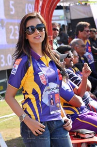 Sayantika Banerjee CCL 2013 Photos