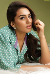 Tamil Actress Hansika HD Photos