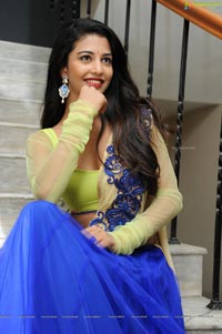 Telugu Heroine Daksha