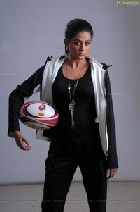 Priyamani in Chandee