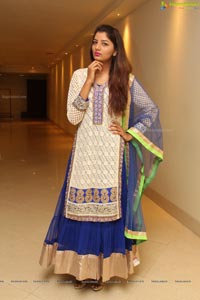 Aaliya at Dulhan Exhibition