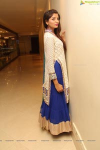 Aaliya at Dulhan Exhibition