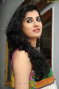 Telugu Heroine Archana