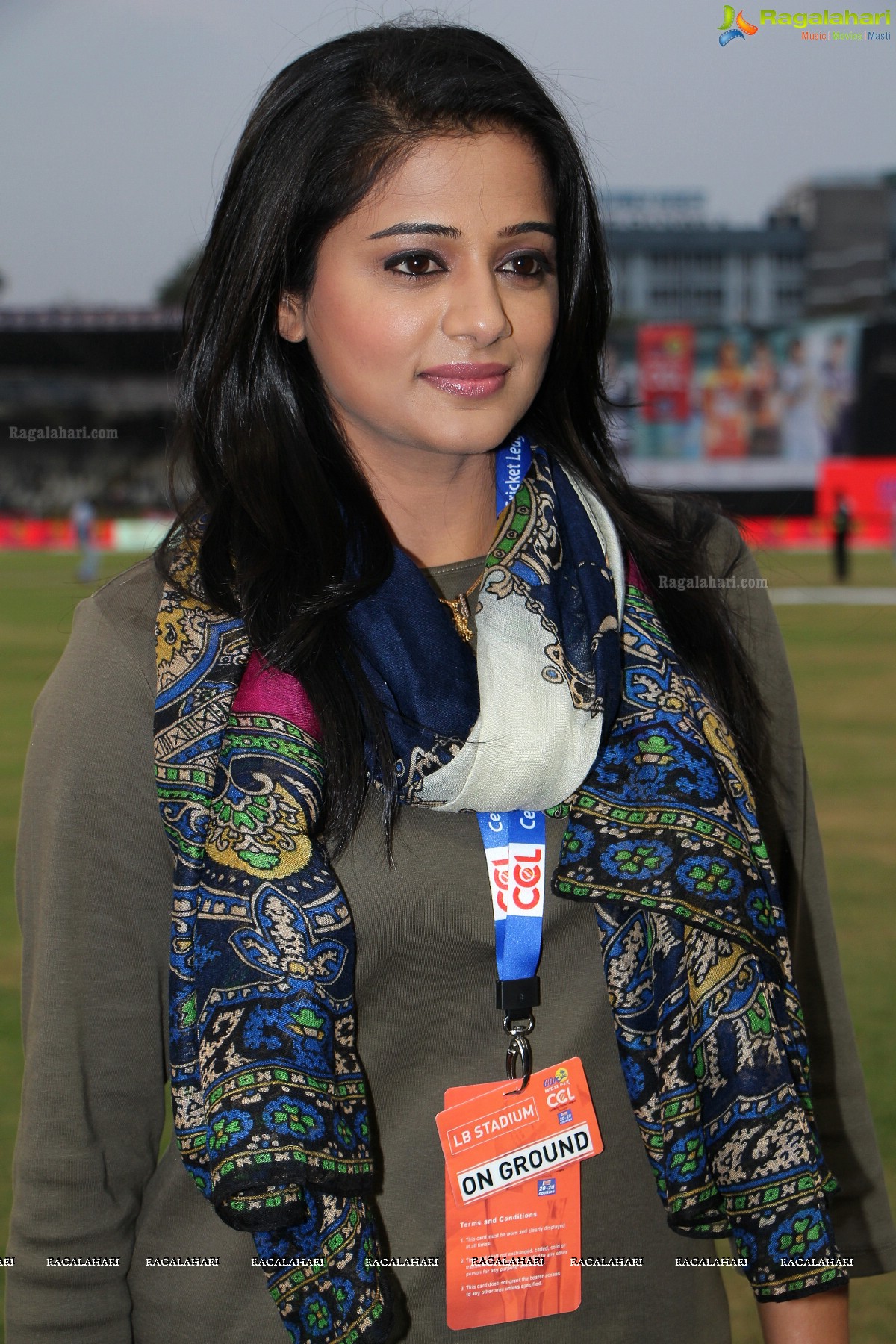 Priyamani at CCL4 Semifinal Games at LB Stadium Hyderabad - Exclusive Photos