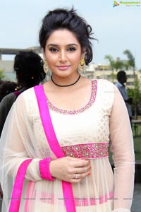 Ragini Dwivedi @ South Scope Calendar