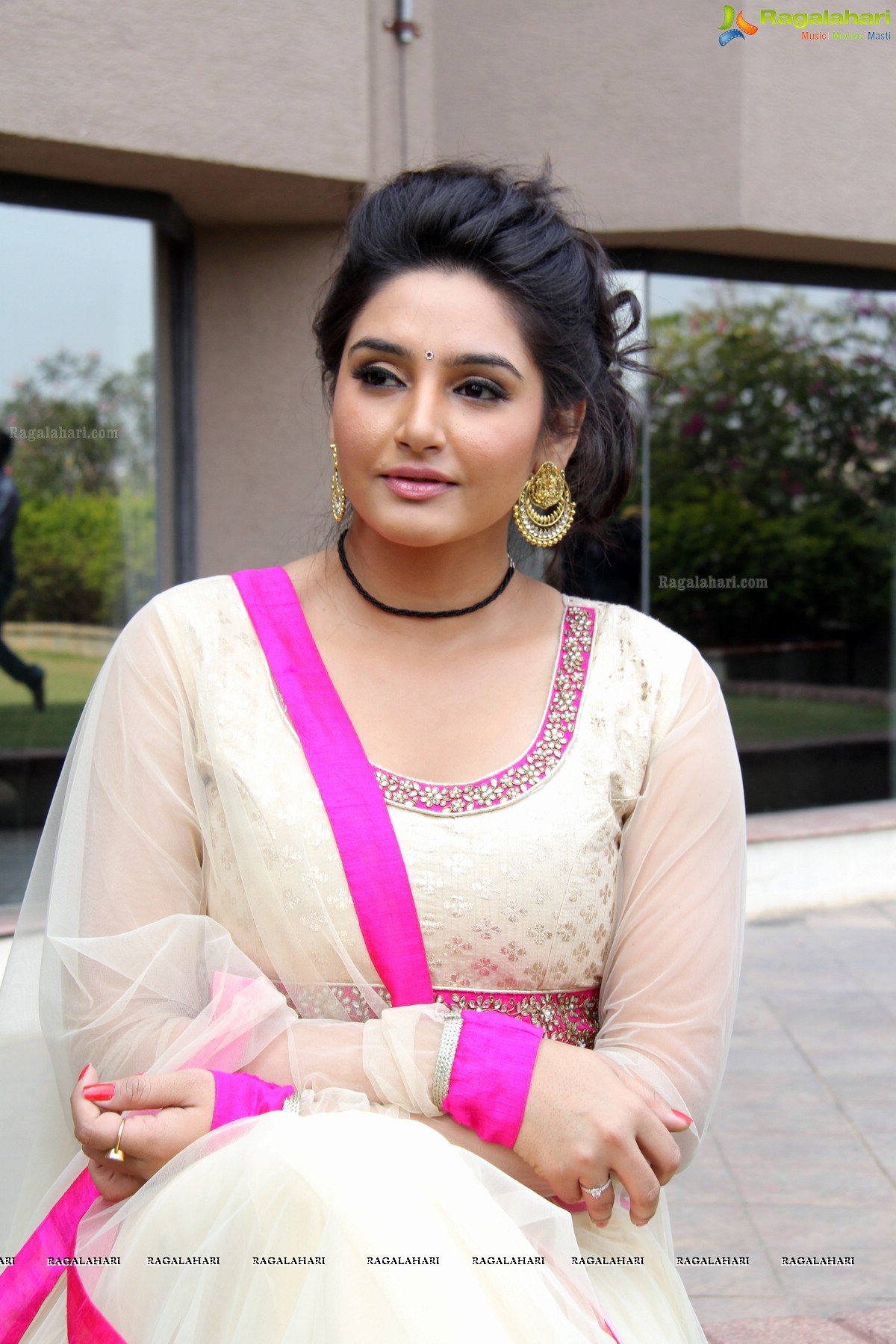 Ragini Dwivedi