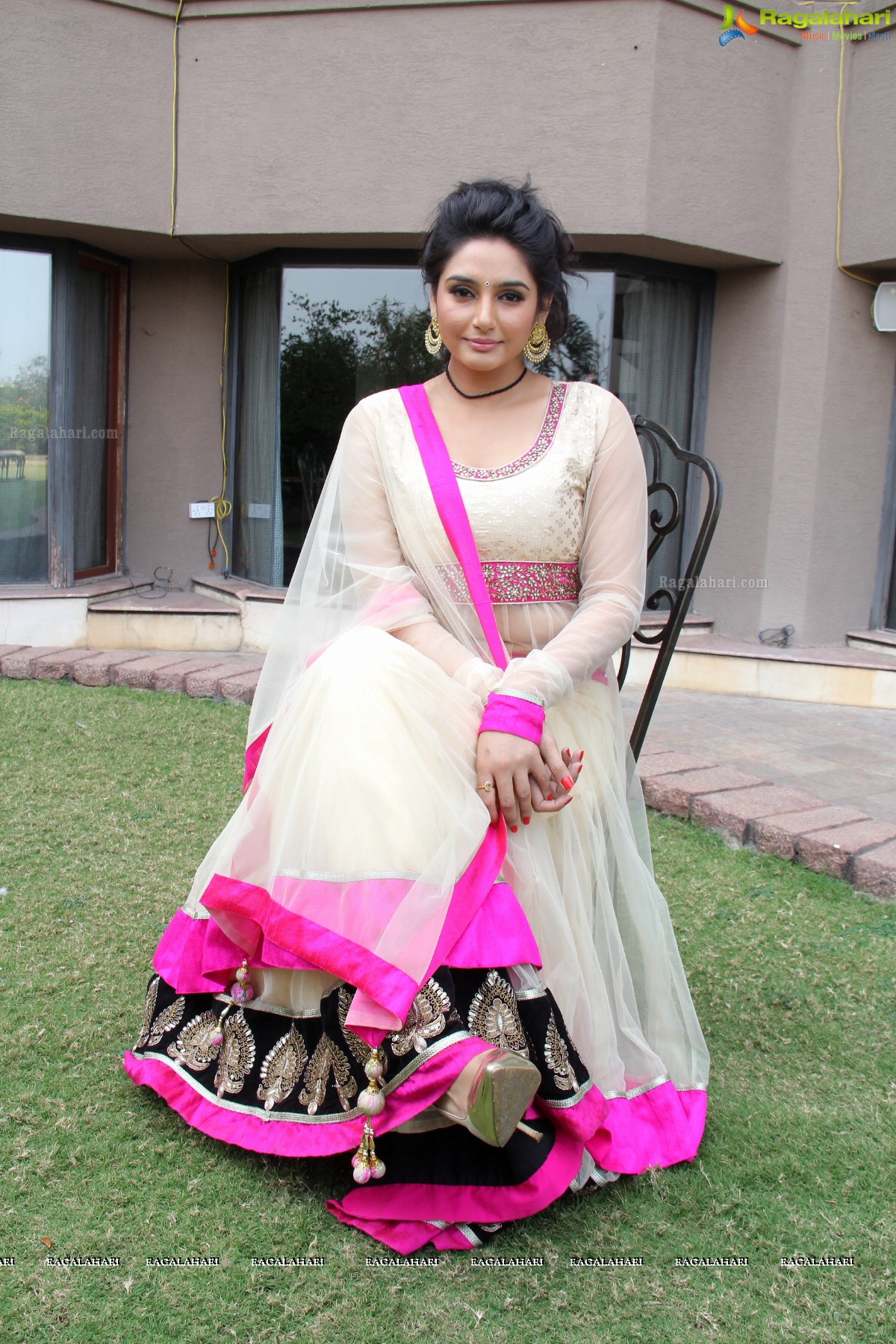 Ragini Dwivedi