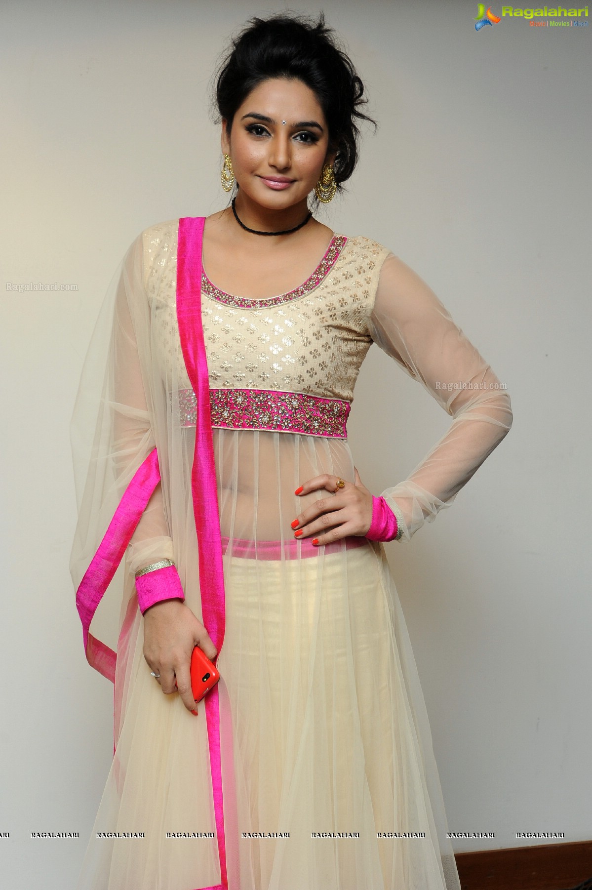 Ragini Dwivedi