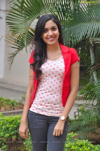 Heroine Ritu Varma @ Naa Rakumaru Press show