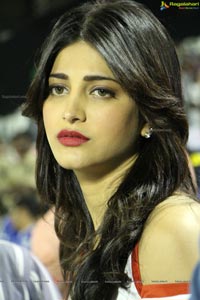 Shruthi Hassan CCL4 Photos