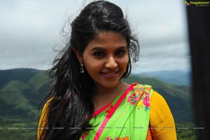 Anjali Telugu Heroine Hot Images