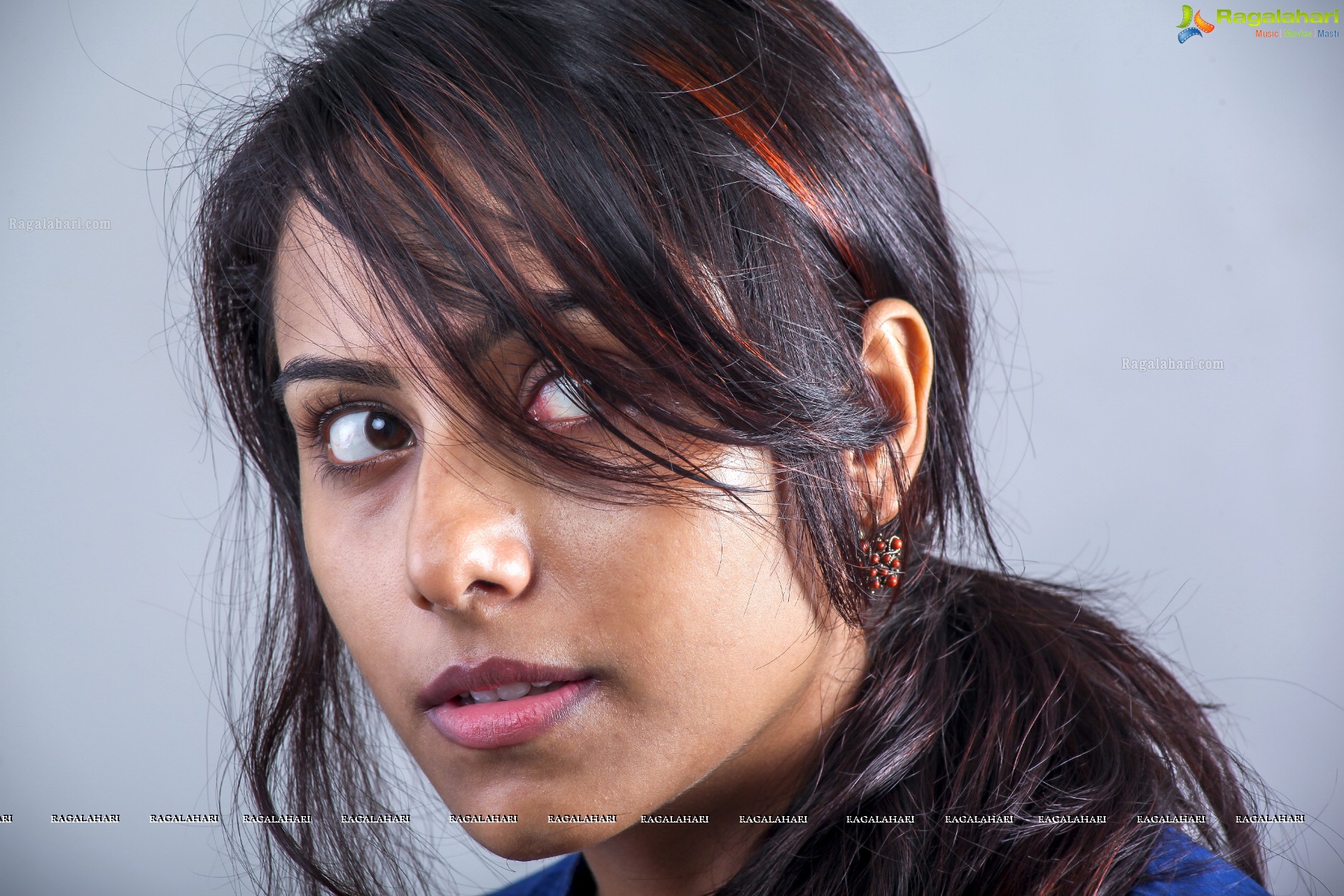 Khenisha Chandran (High Definition)