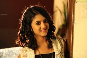 Shriya Sharma HD Photos