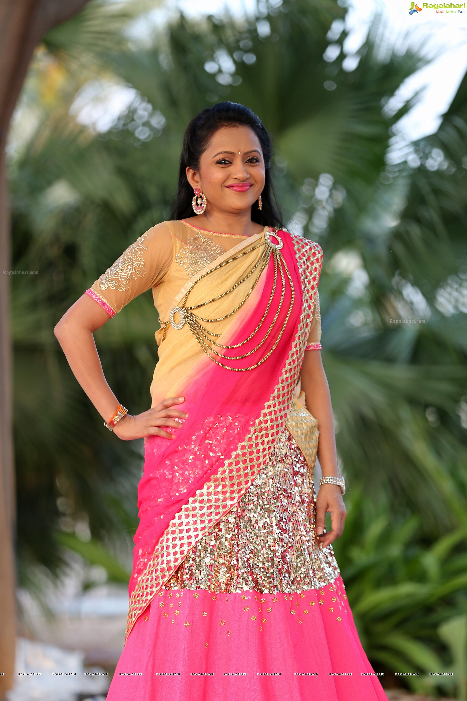 Suma Kanakala - HD Gallery