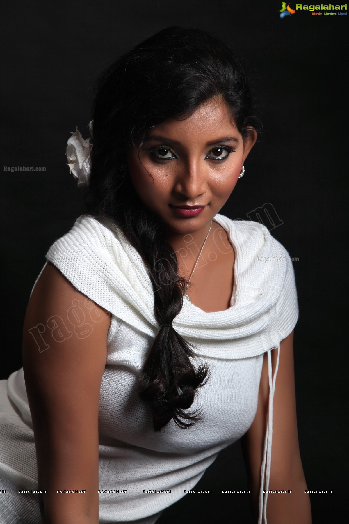 Vinisha Naidu (Exclusive)