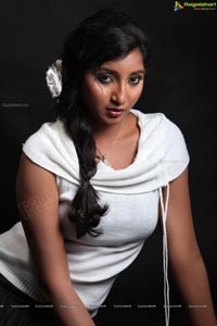 Vinisha Naidu Wiki