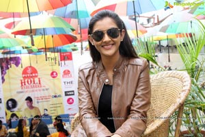 Bollywood Pooja Jhaveri