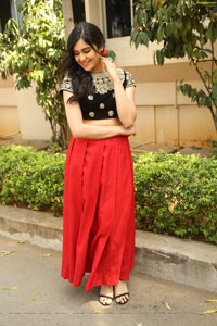 Adah Sharma HD Wallpapers