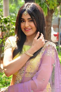 Adah Sharma HD Photos