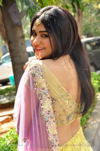 Adah Sharma HD Photos