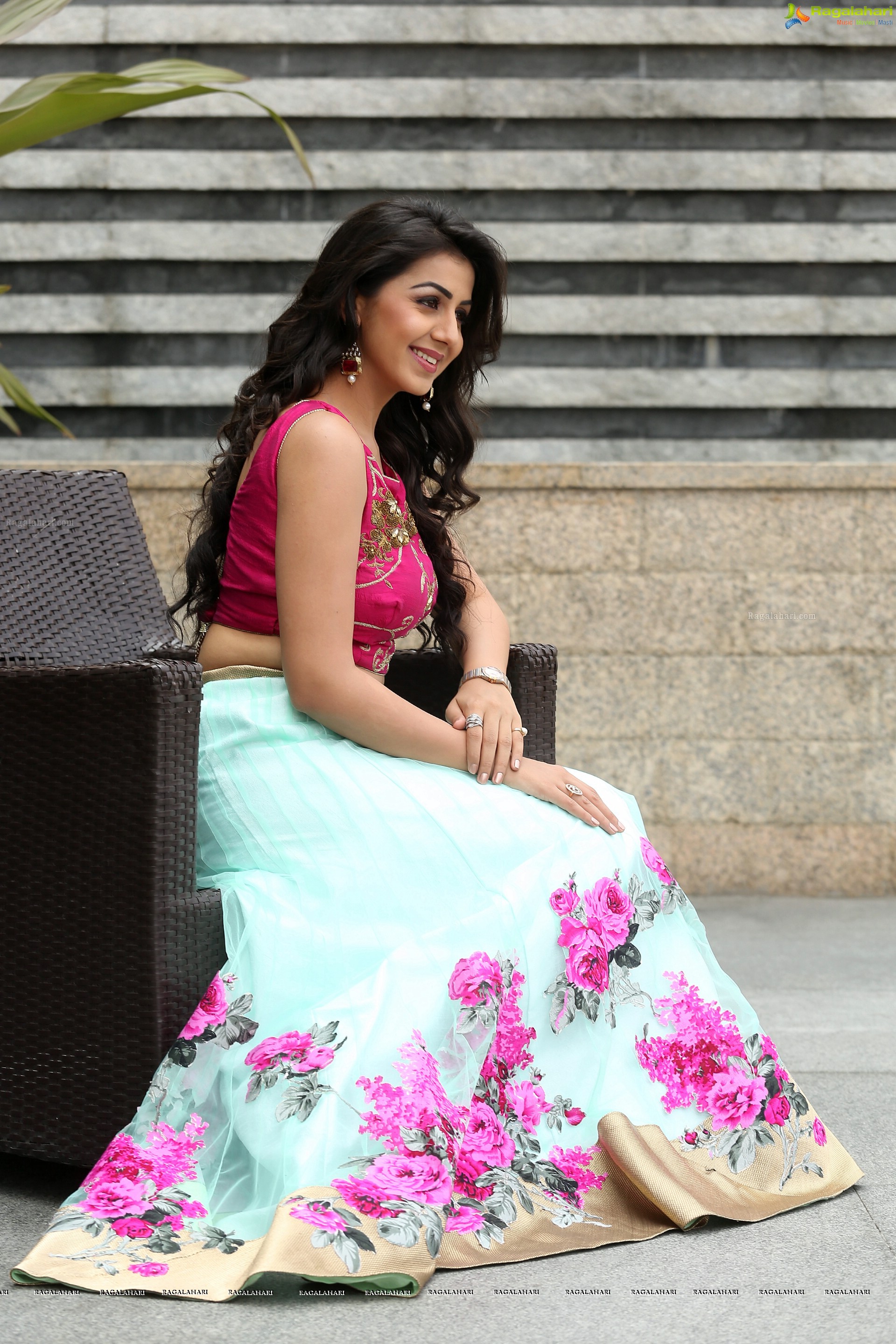 Nikki Galrani - HD Gallery