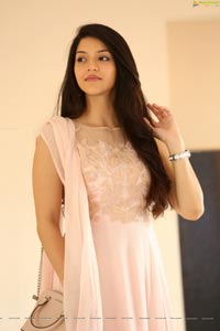 Mehrene Kaur Pirzada