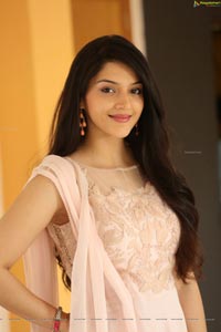 Mehrene Kaur Pirzada