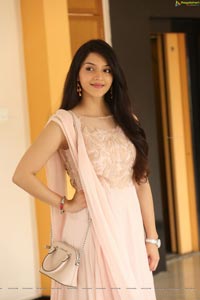 Mehrene Kaur Pirzada