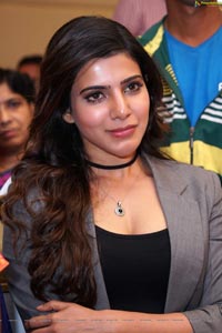 Samantha Smiling Photos