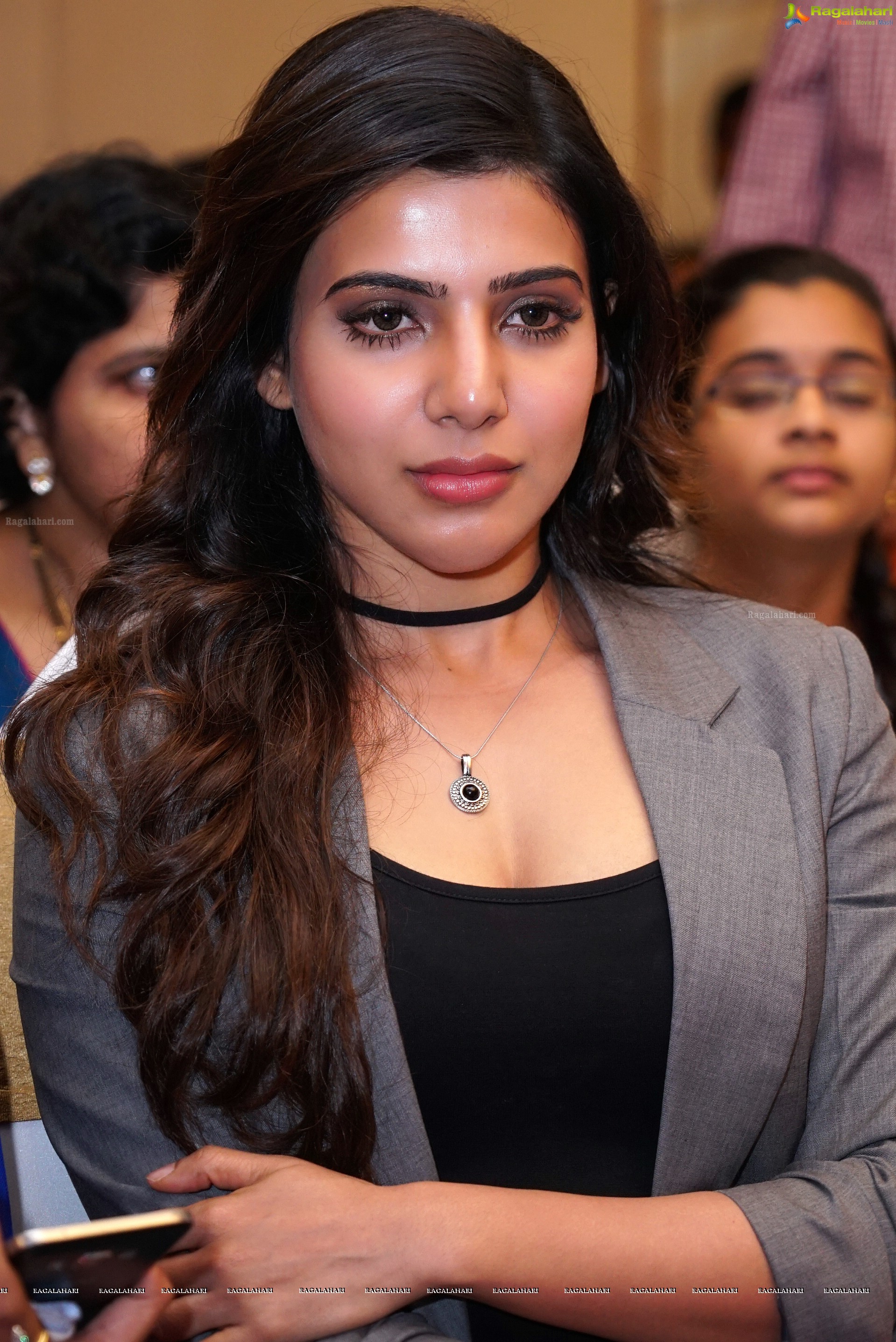 Samantha at Bangaaru Bhumi Developers Press Meet