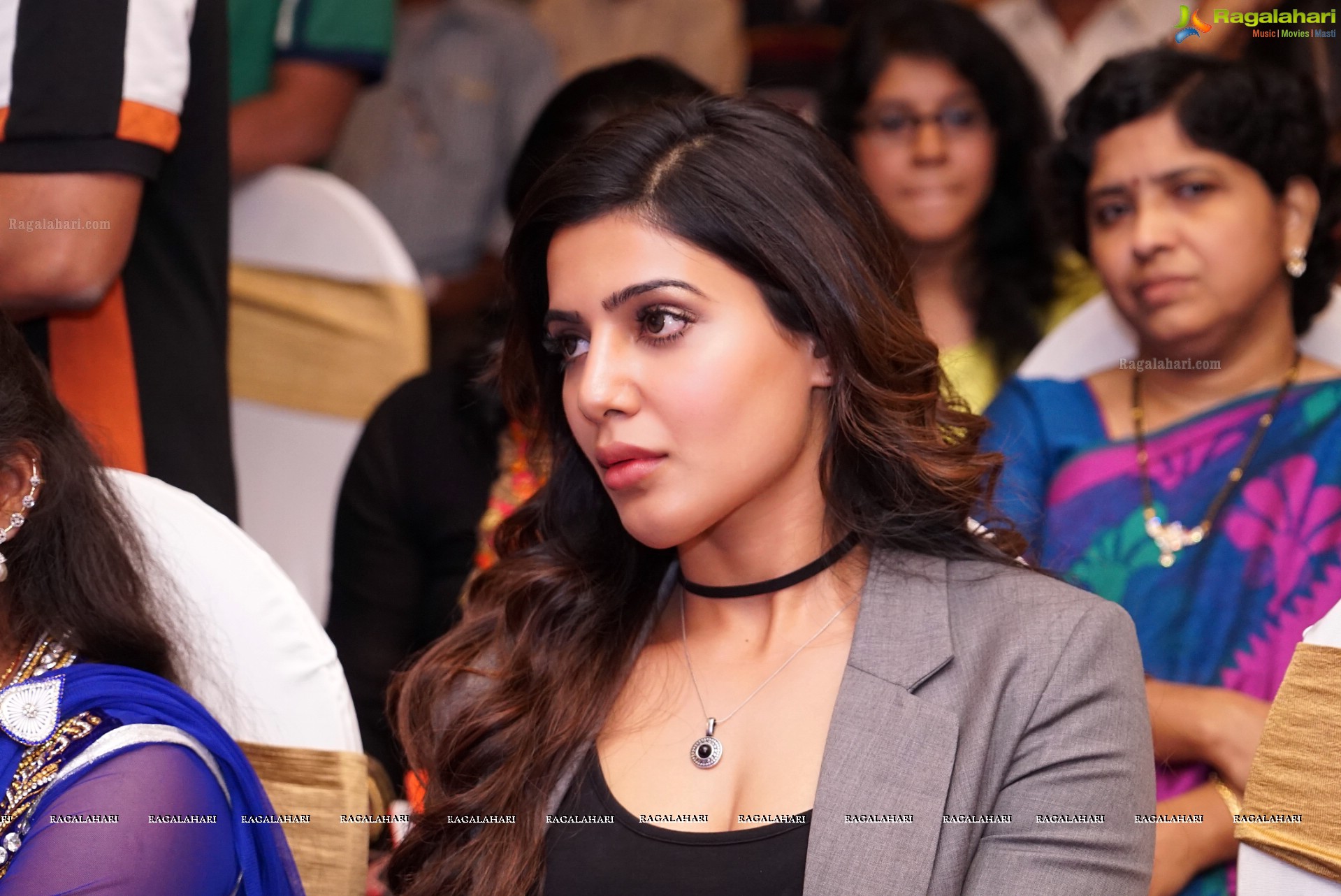 Samantha at Bangaaru Bhumi Developers Press Meet