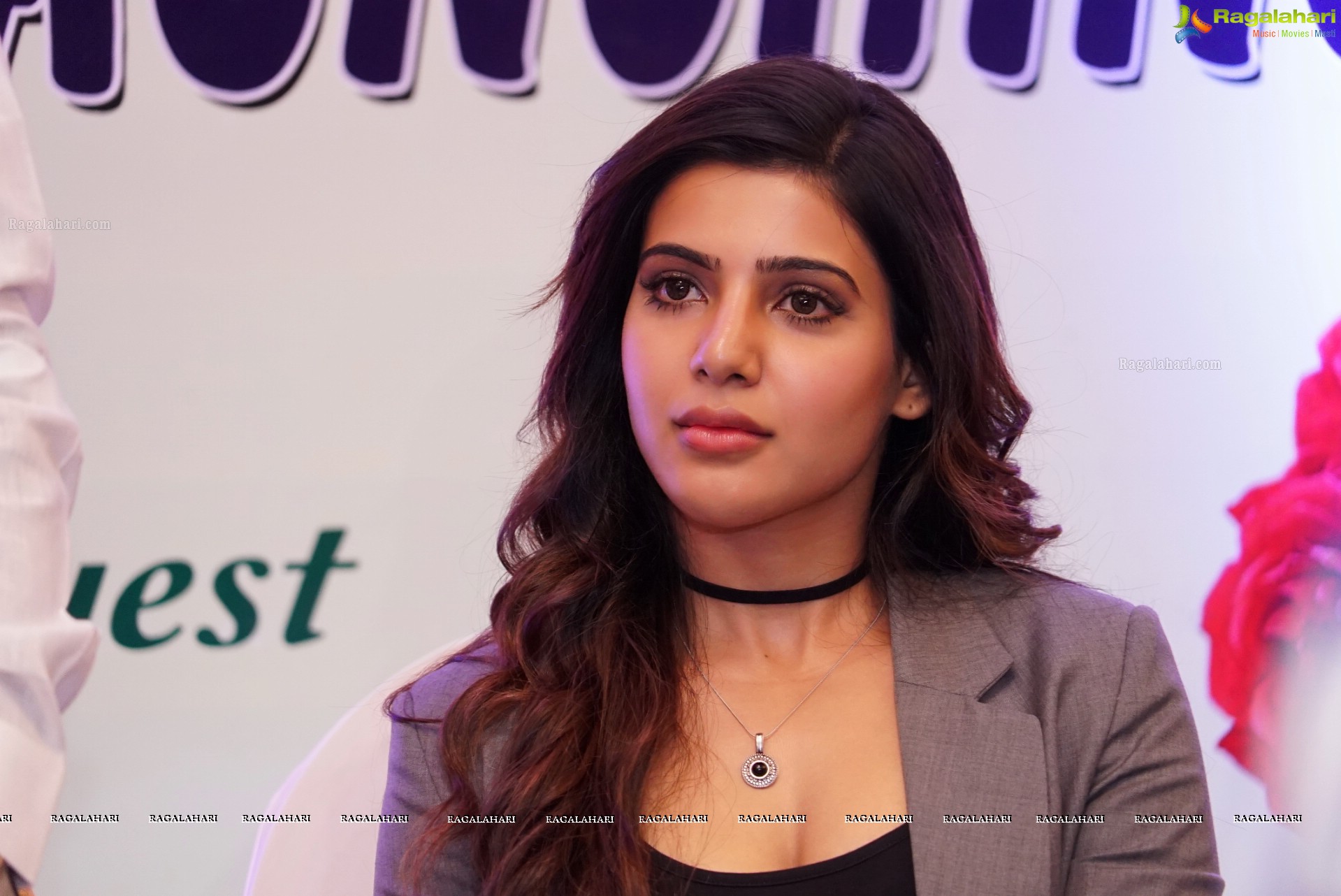 Samantha at Bangaaru Bhumi Developers Press Meet