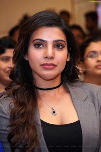 Samantha Smiling Photos