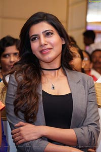 Samantha Smiling Photos