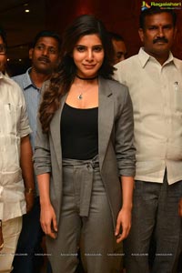 Samantha Smiling Photos