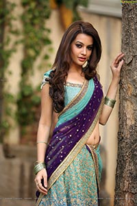 Deeksha Panth in Saree